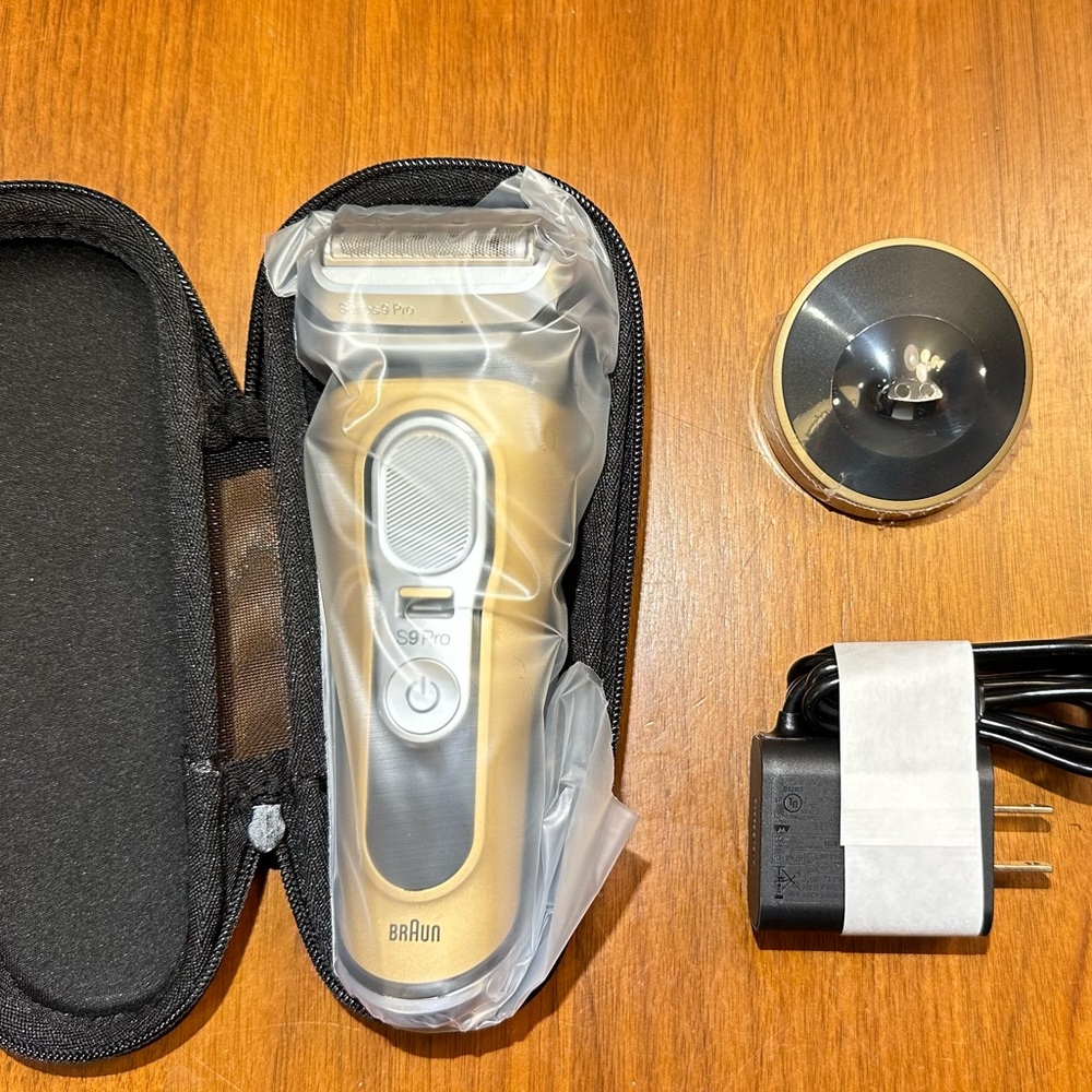 COPY - Braun Series 9 Pro 9419s Electric Wet & Dry Shaver Gold NEW W/O BOX
